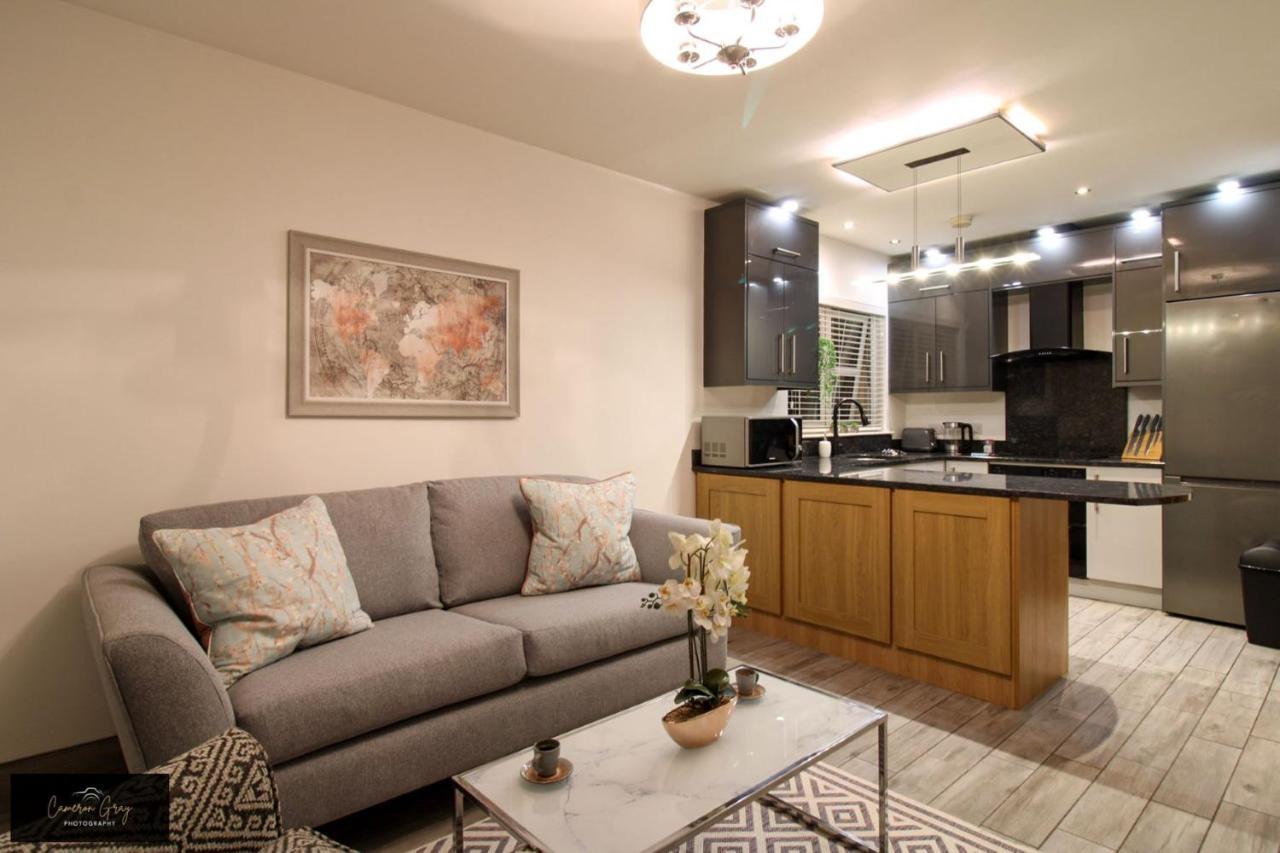 Nice 2 Bed House, Office, Wi-Fi, Free Parking Belfast Exterior foto